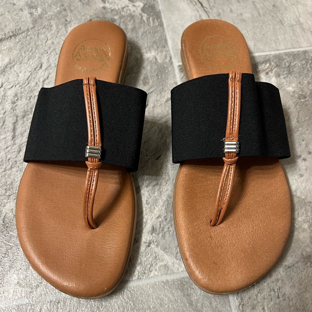 Andre Assous women’s Sandals